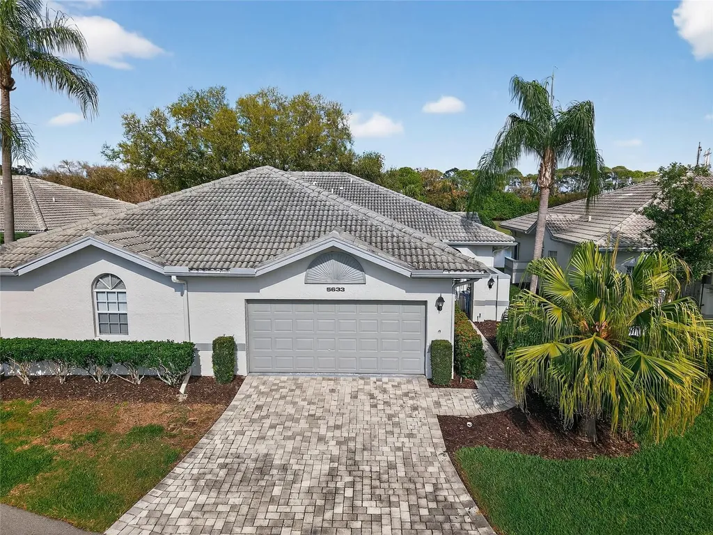 5633 E Long Common Court Sarasota FL 34235