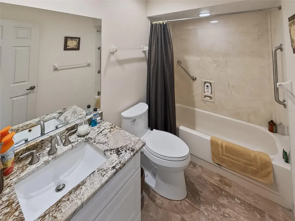 5633 E Long Common Court Sarasota FL 34235