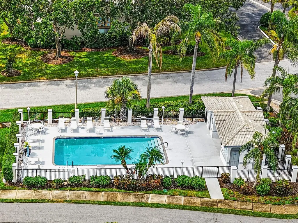 5633 E Long Common Court Sarasota FL 34235