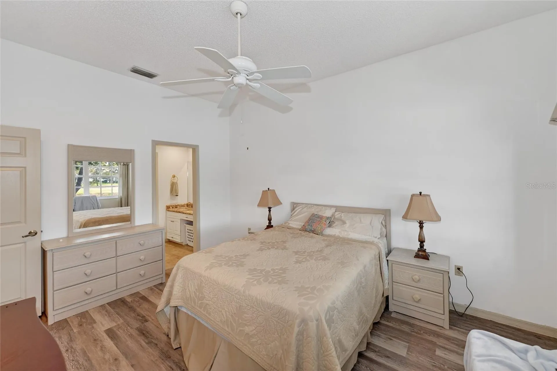 5633 E Long Common Court Sarasota FL 34235
