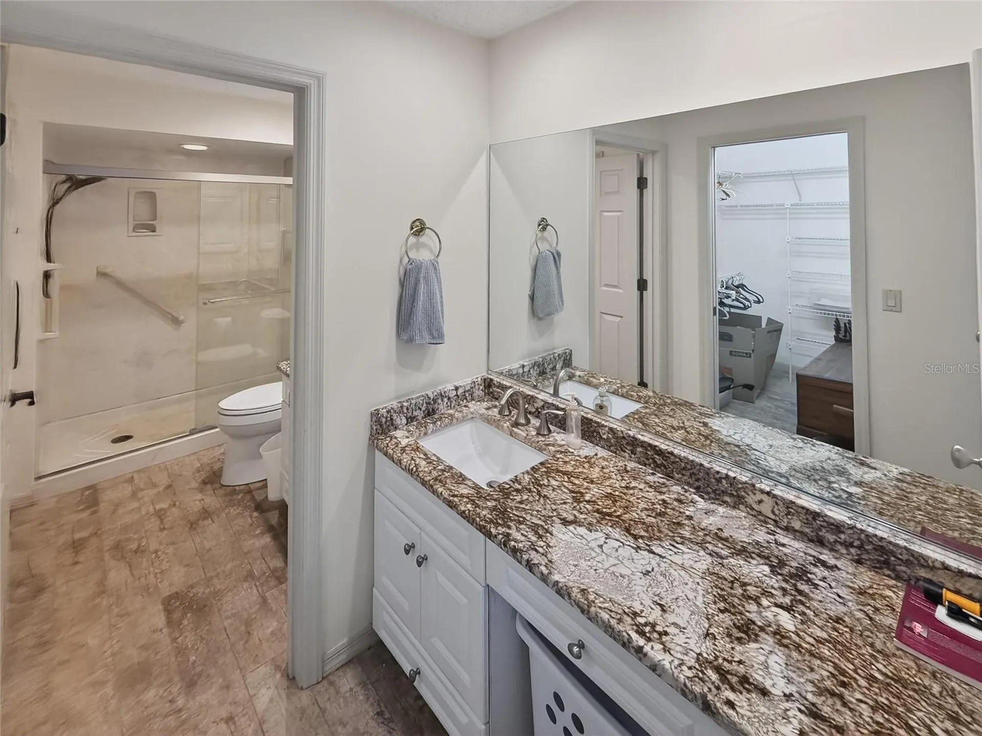 5633 E Long Common Court Sarasota FL 34235