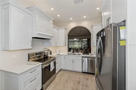 5633 E Long Common Court Sarasota FL 34235