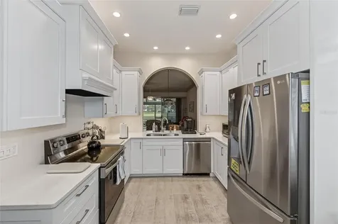 5633 E Long Common Court Sarasota FL 34235