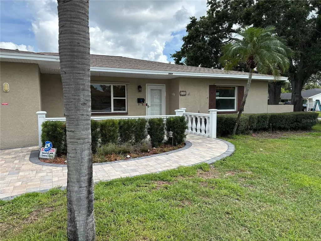 999 38th Avenue NE St Petersburg FL 33704