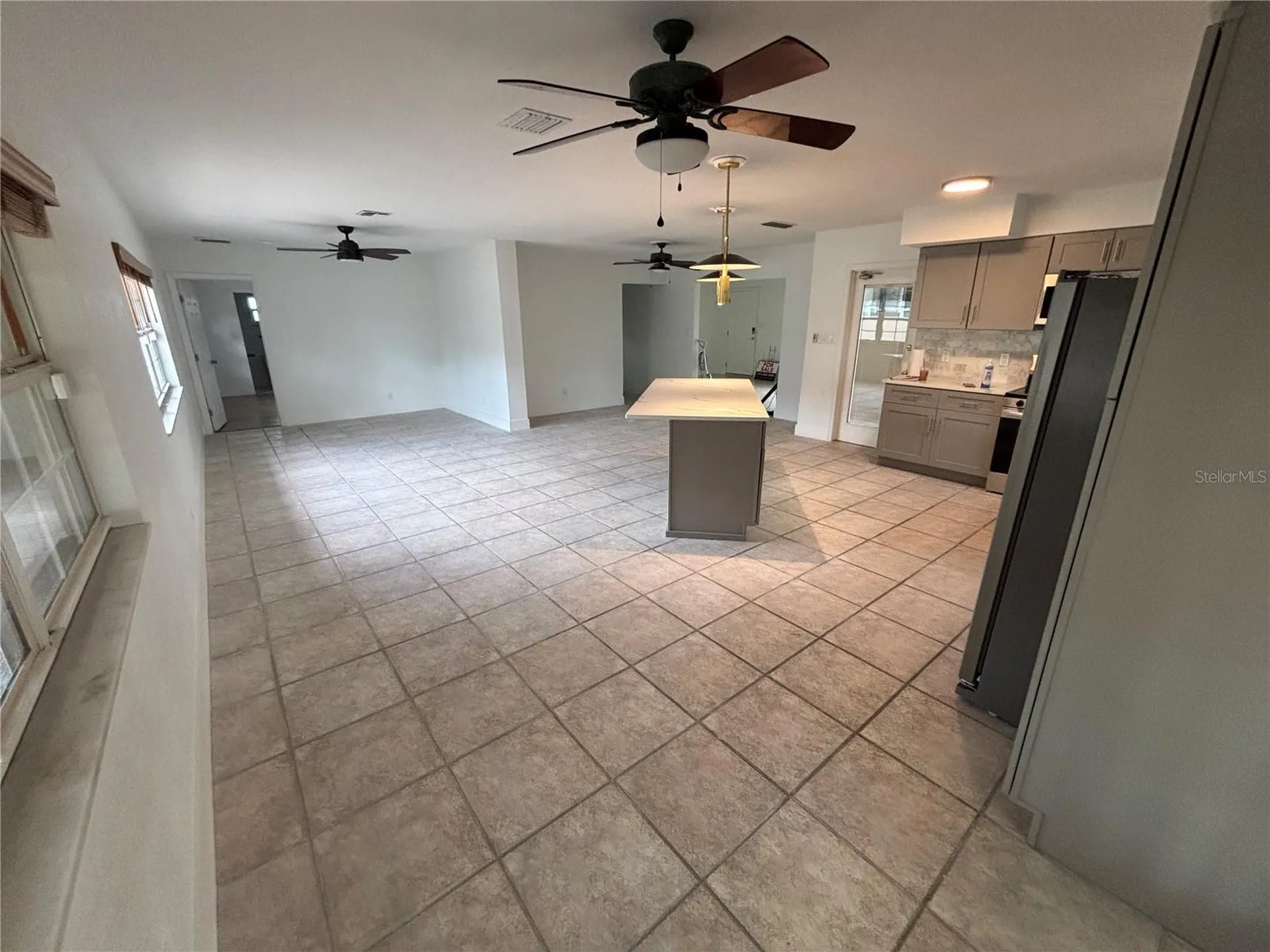 999 38th Avenue NE St Petersburg FL 33704