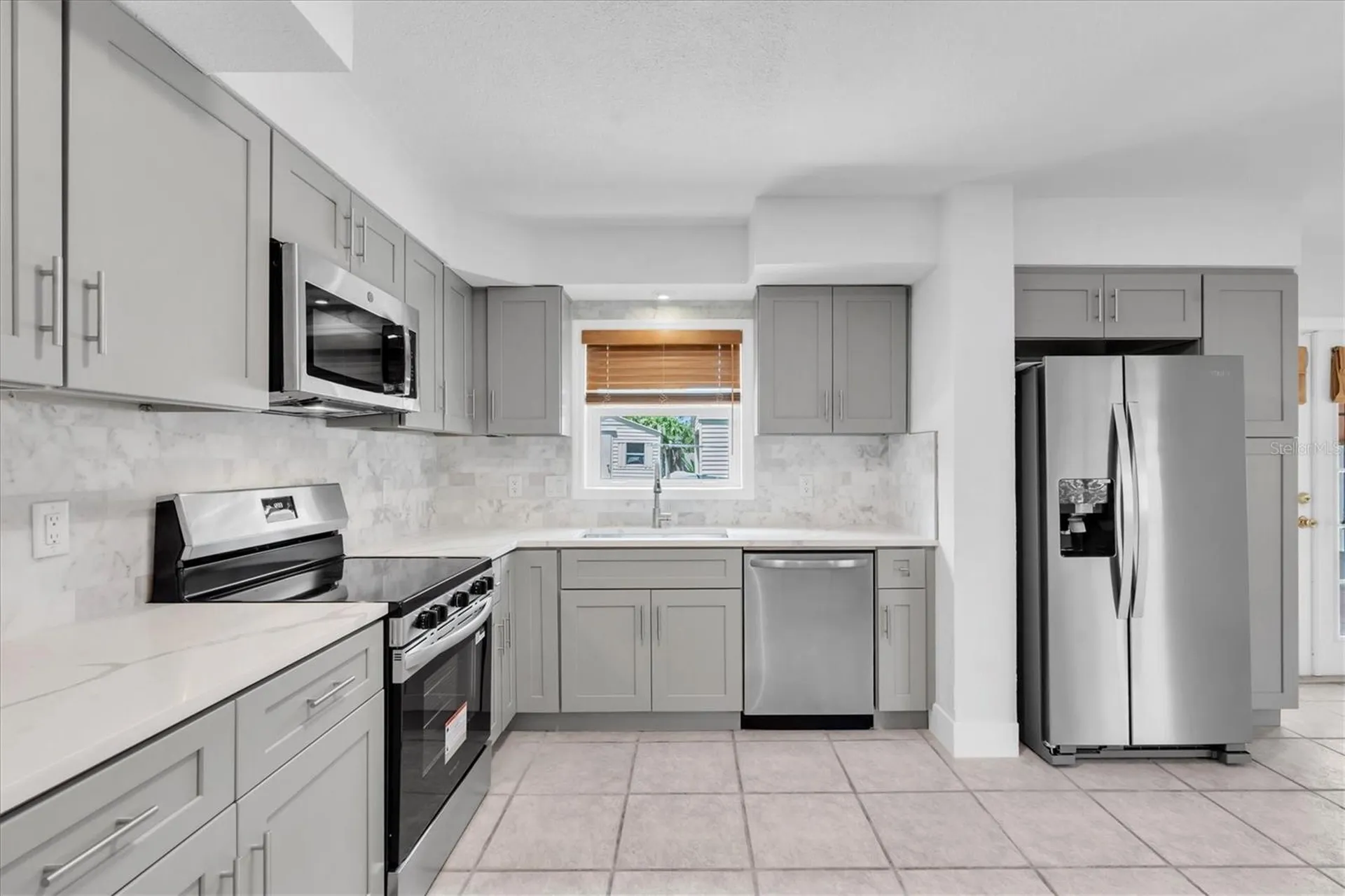 999 38th Avenue NE St Petersburg FL 33704