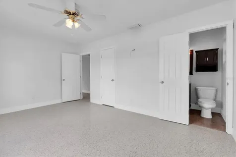 999 38th Avenue NE St Petersburg FL 33704