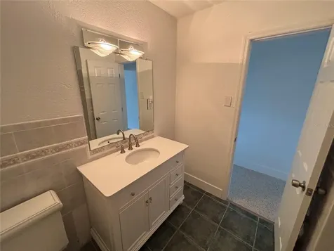 999 38th Avenue NE St Petersburg FL 33704