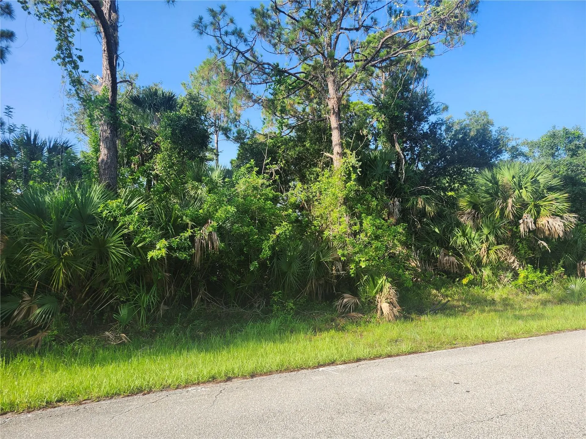 18185 Poston Avenue Port Charlotte FL 33948