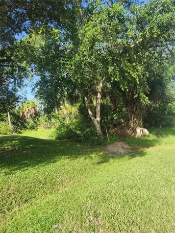 18185 Poston Avenue Port Charlotte FL 33948