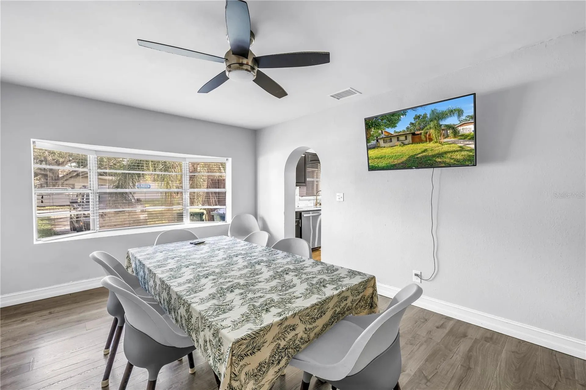 4708 W Coachman Avenue Tampa FL 33611