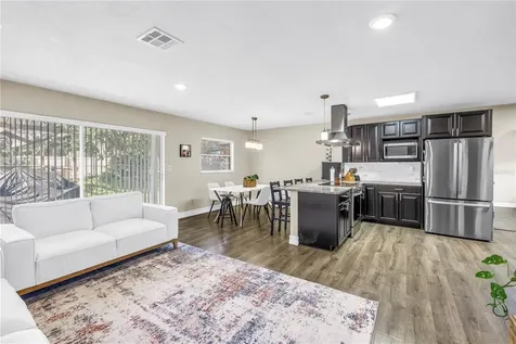 4708 W Coachman Avenue Tampa FL 33611