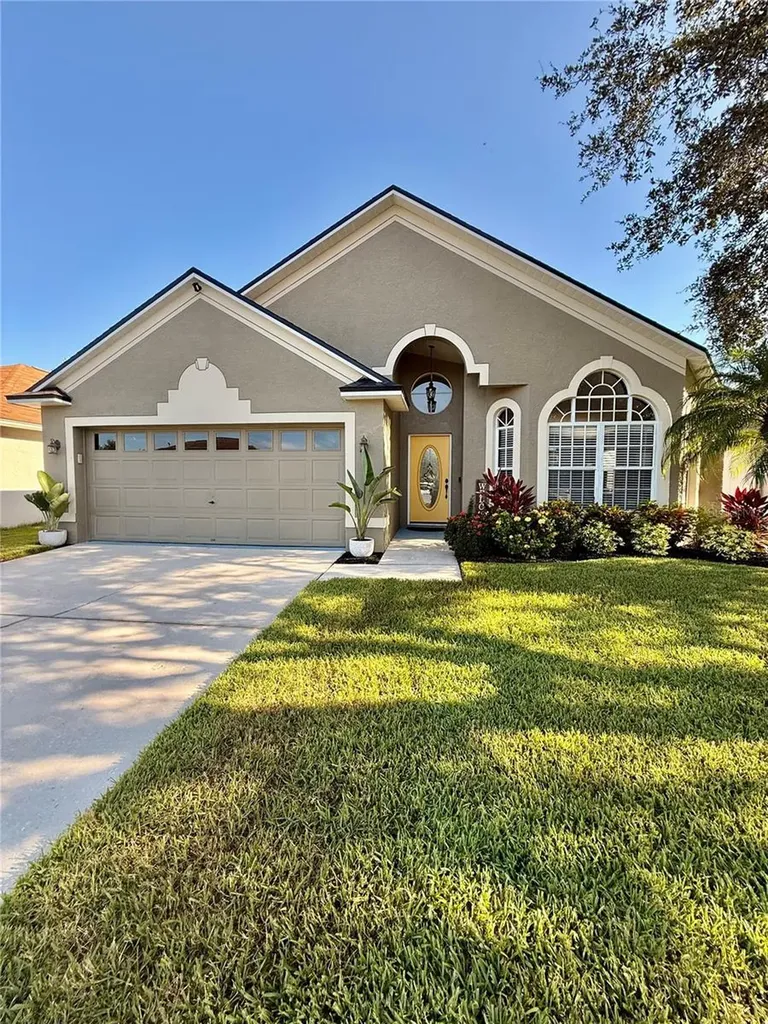 1351 Crimson Clover Lane Wesley Chapel FL 33543