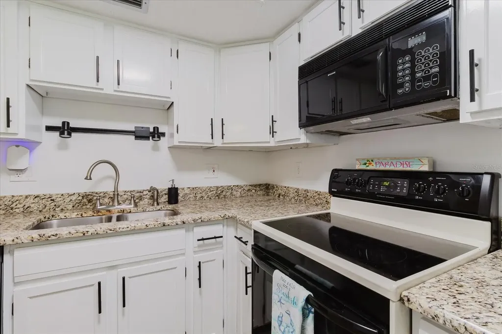 2700 Bayshore Boulevard Dunedin FL 34698