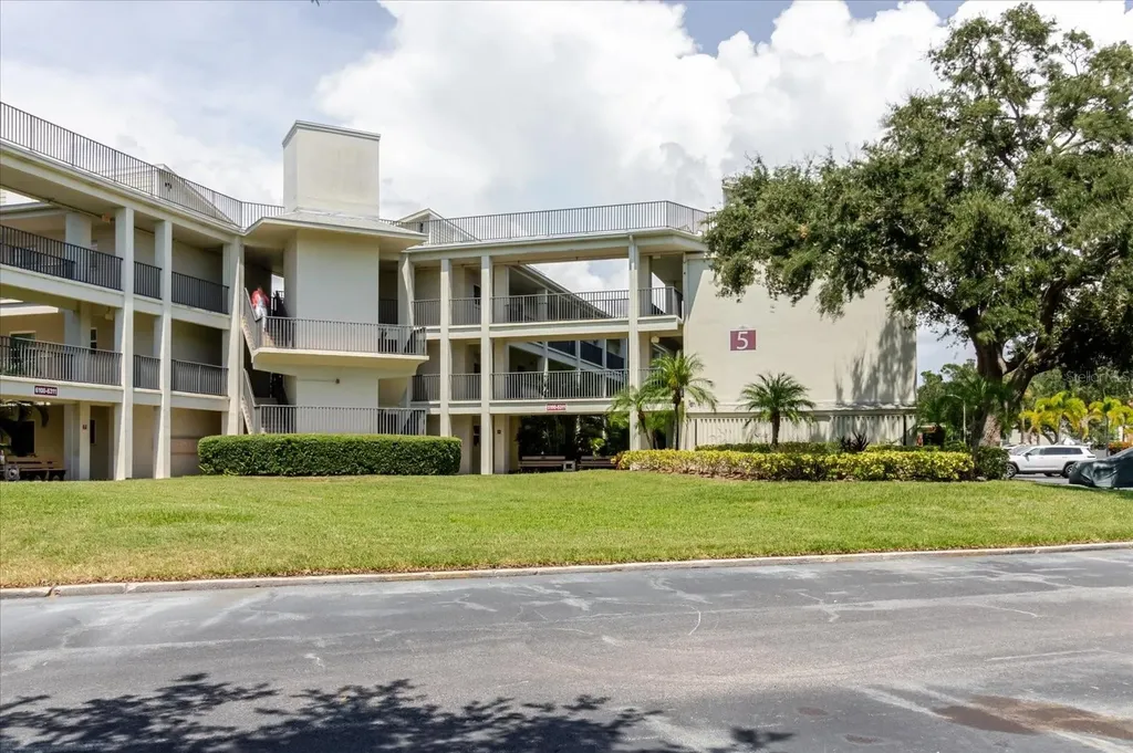 2700 Bayshore Boulevard Dunedin FL 34698