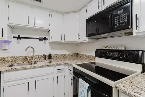 2700 Bayshore Boulevard Dunedin FL 34698