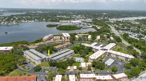 2700 Bayshore Boulevard Dunedin FL 34698