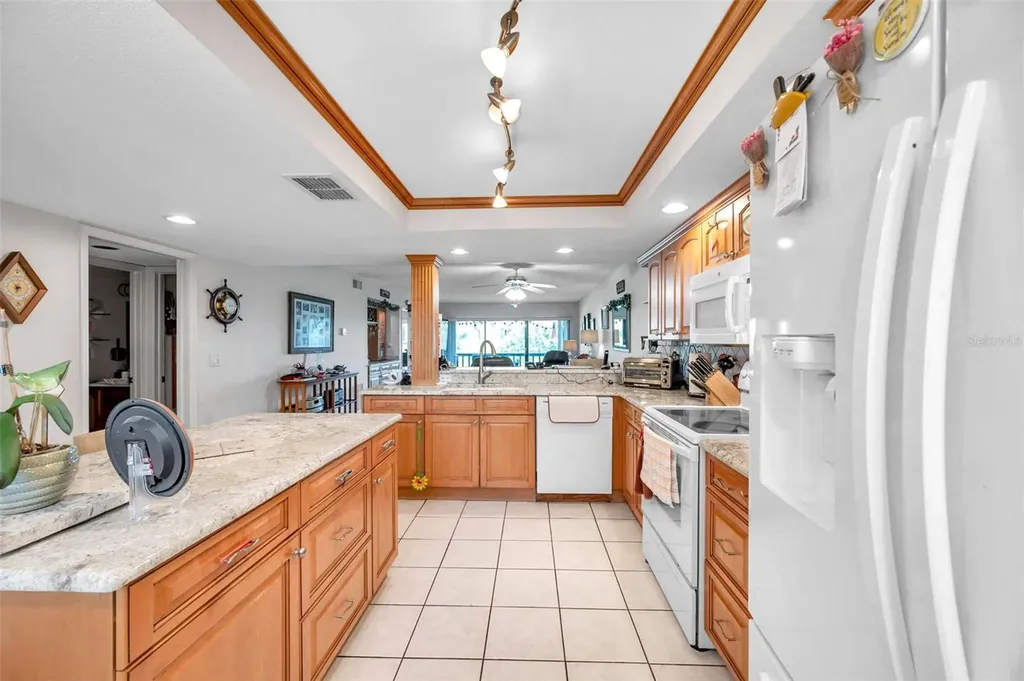 1806 Mariner Drive Tarpon Springs FL 34689