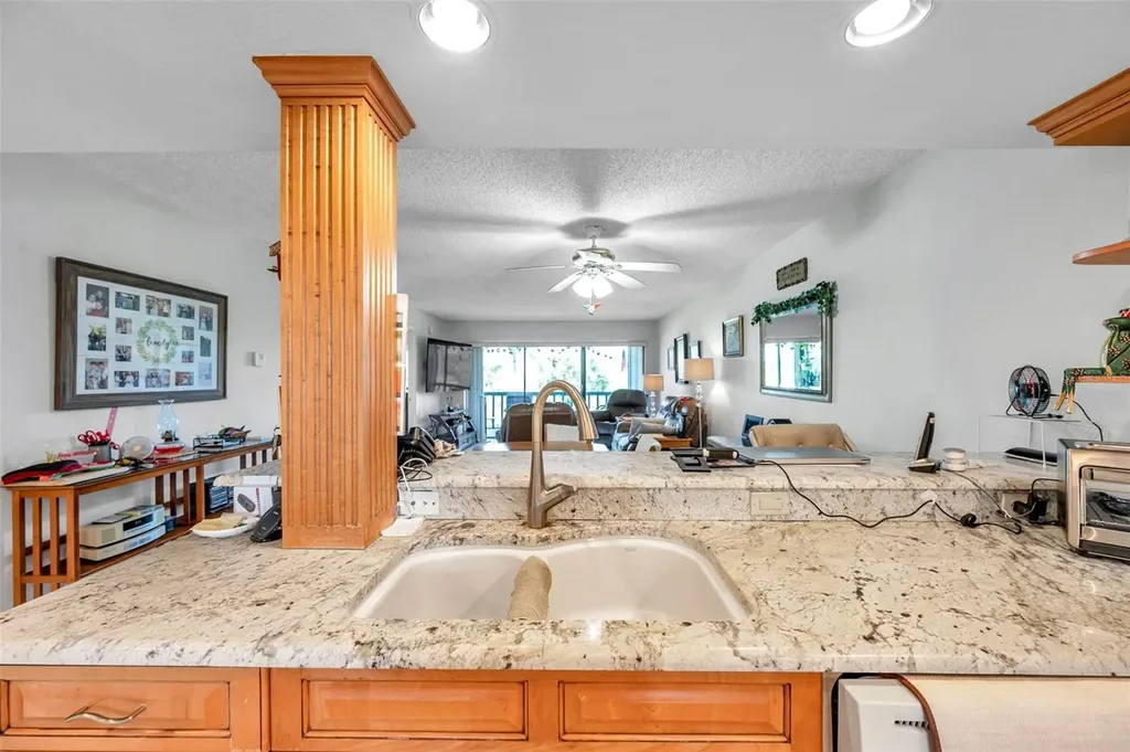 1806 Mariner Drive Tarpon Springs FL 34689