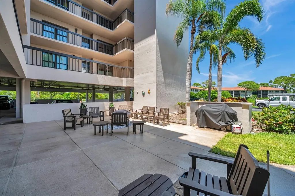 1806 Mariner Drive Tarpon Springs FL 34689