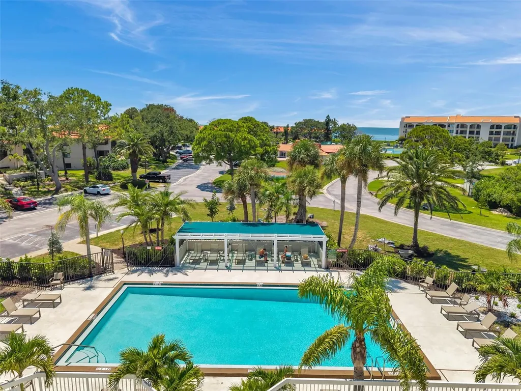 1806 Mariner Drive Tarpon Springs FL 34689