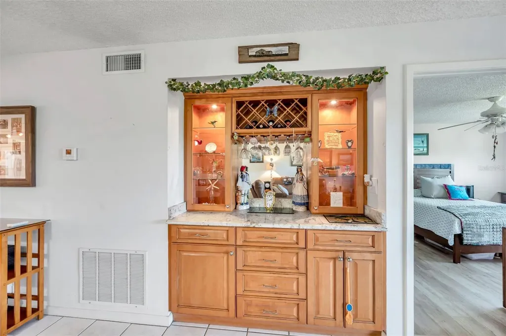 1806 Mariner Drive Tarpon Springs FL 34689
