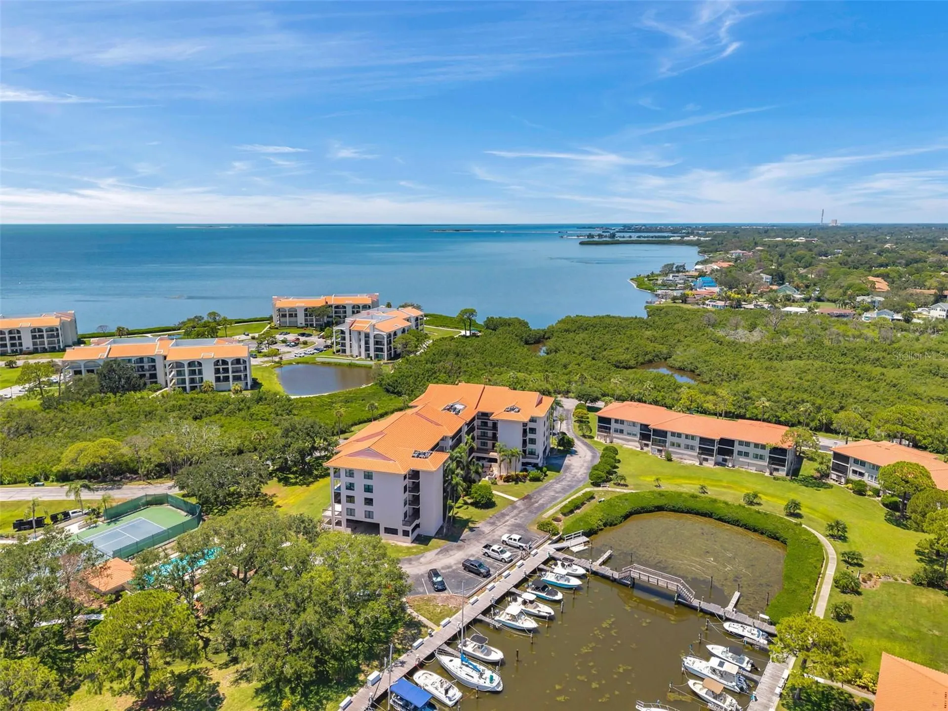 1806 Mariner Drive Tarpon Springs FL 34689