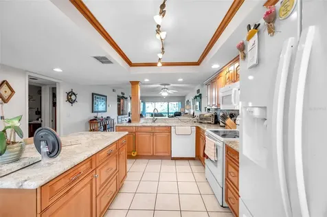 1806 Mariner Drive Tarpon Springs FL 34689