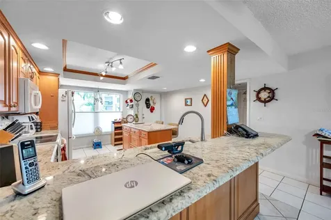 1806 Mariner Drive Tarpon Springs FL 34689