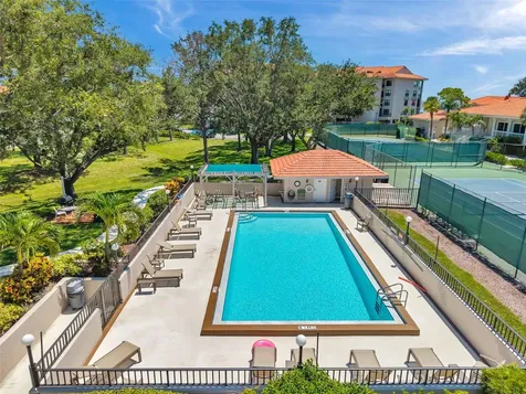1806 Mariner Drive Tarpon Springs FL 34689