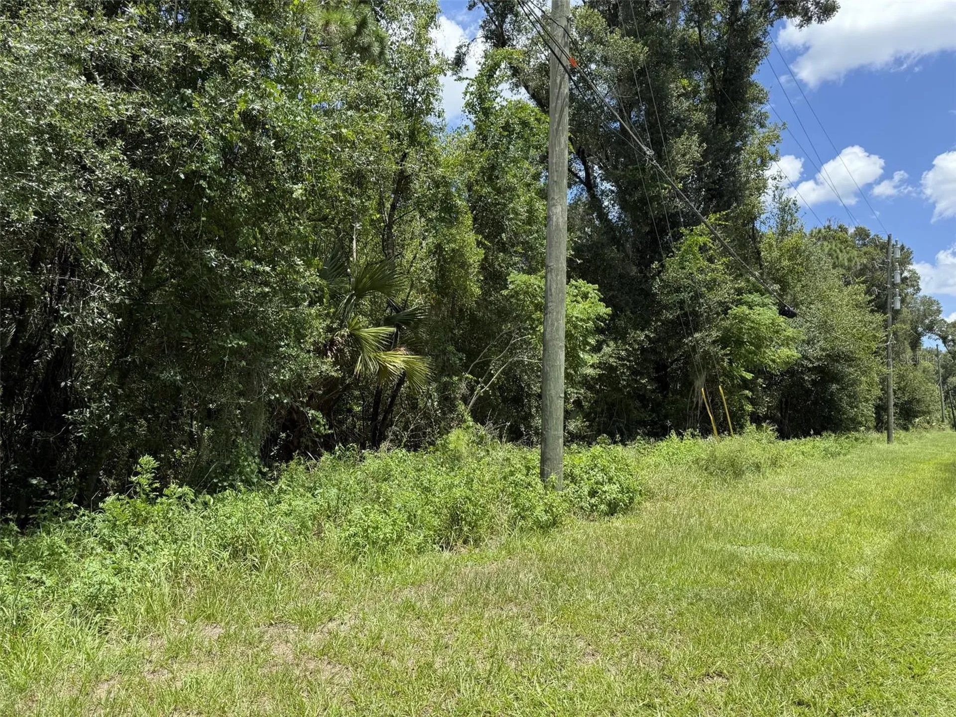 No Street Lake Helen FL 32744