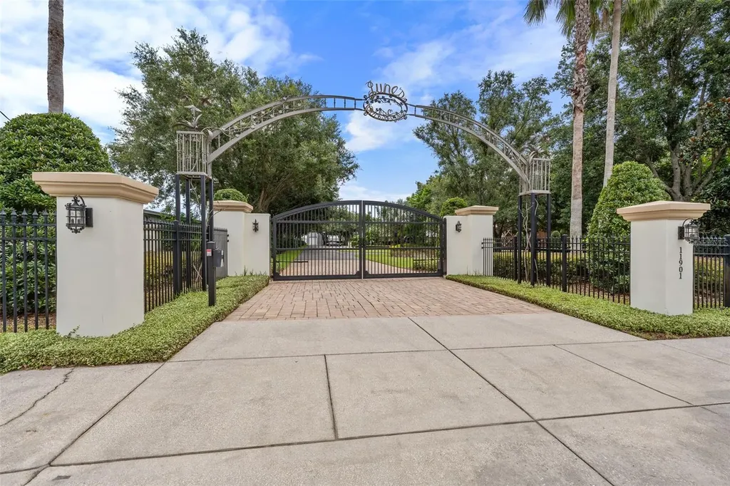 11901 Fort King Highway Thonotosassa FL 33592