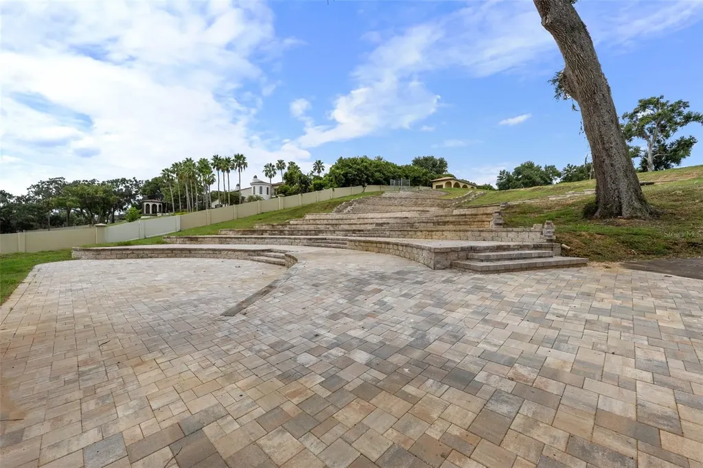 11901 Fort King Highway Thonotosassa FL 33592