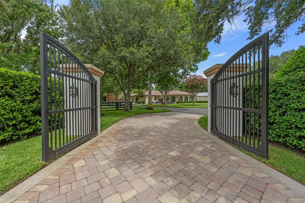 11901 Fort King Highway Thonotosassa FL 33592