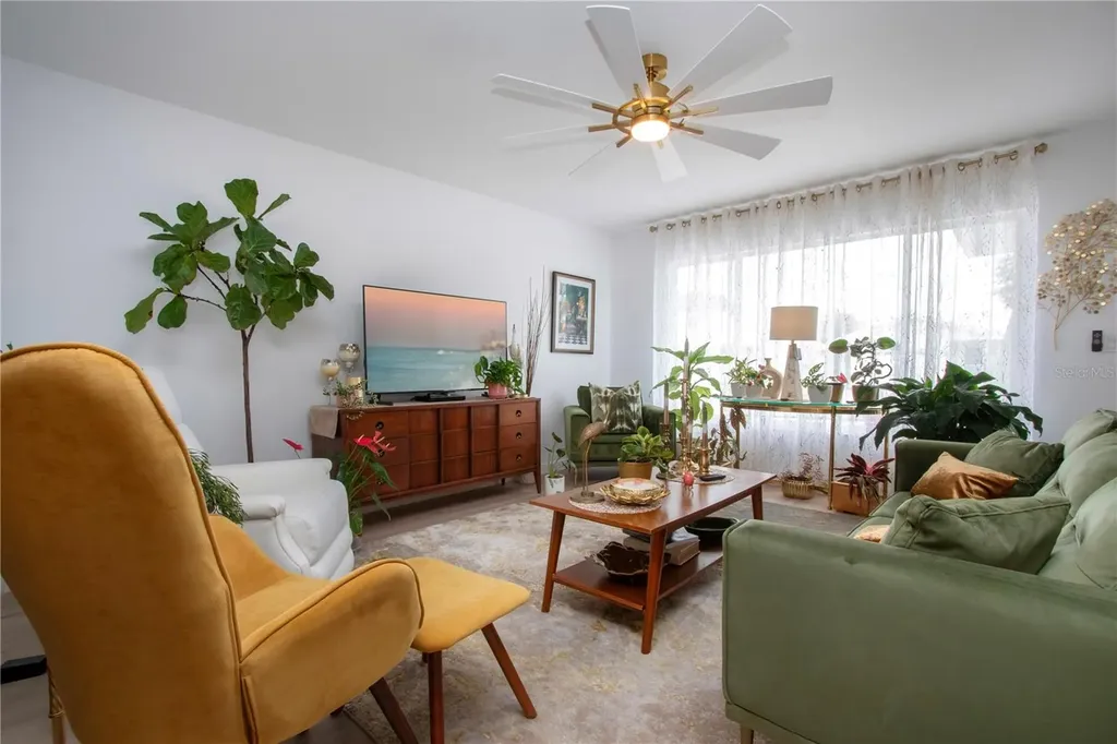 3906 Chinaberry Road Bradenton FL 34208