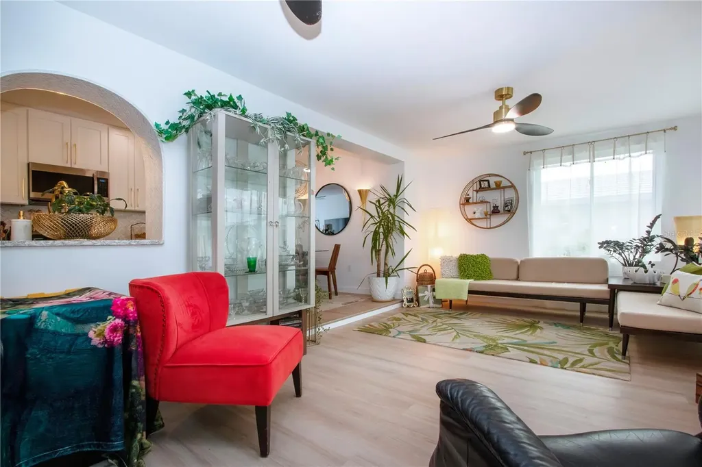 3906 Chinaberry Road Bradenton FL 34208