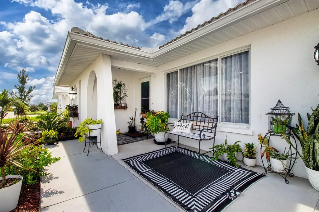 3906 Chinaberry Road Bradenton FL 34208