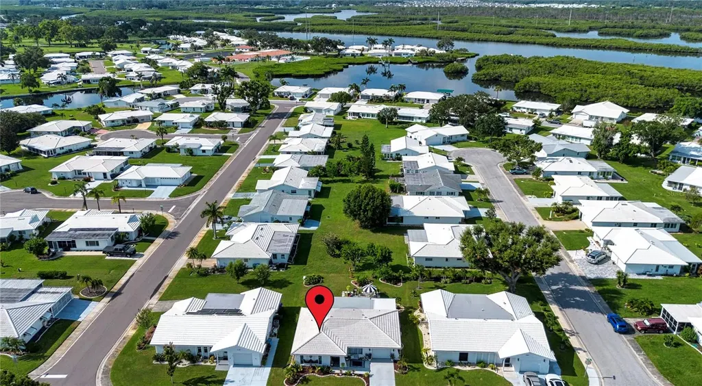 3906 Chinaberry Road Bradenton FL 34208