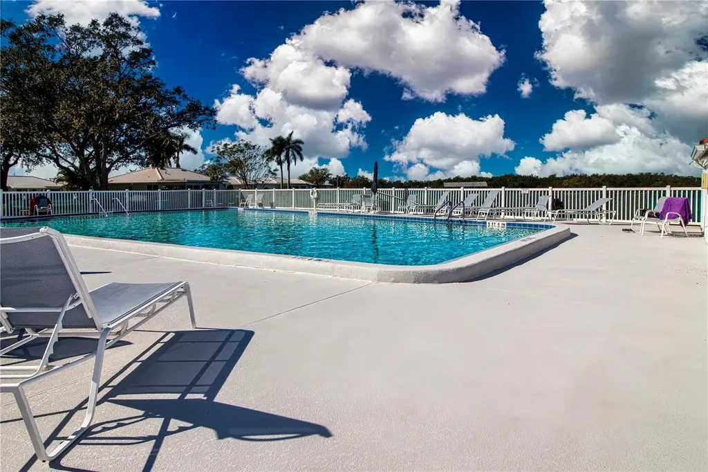 3906 Chinaberry Road Bradenton FL 34208