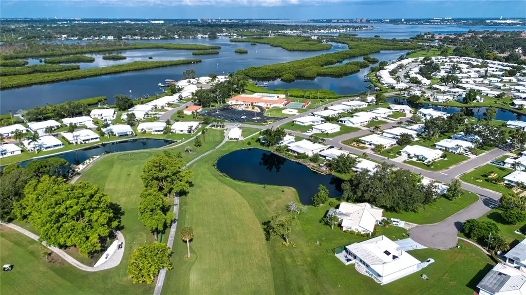 3906 Chinaberry Road Bradenton FL 34208