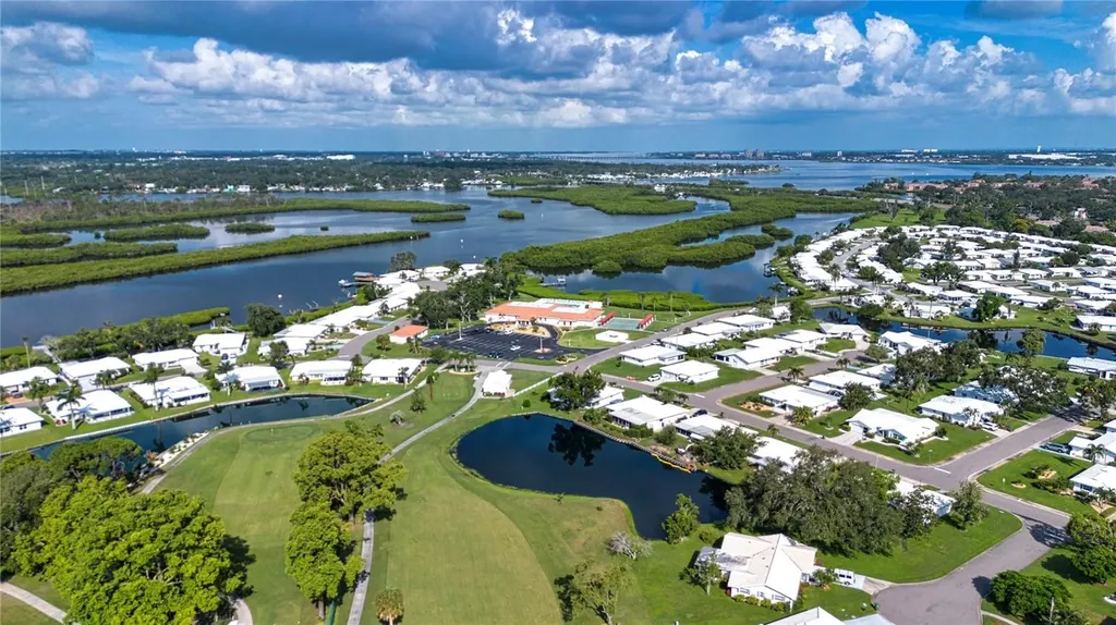 3906 Chinaberry Road Bradenton FL 34208