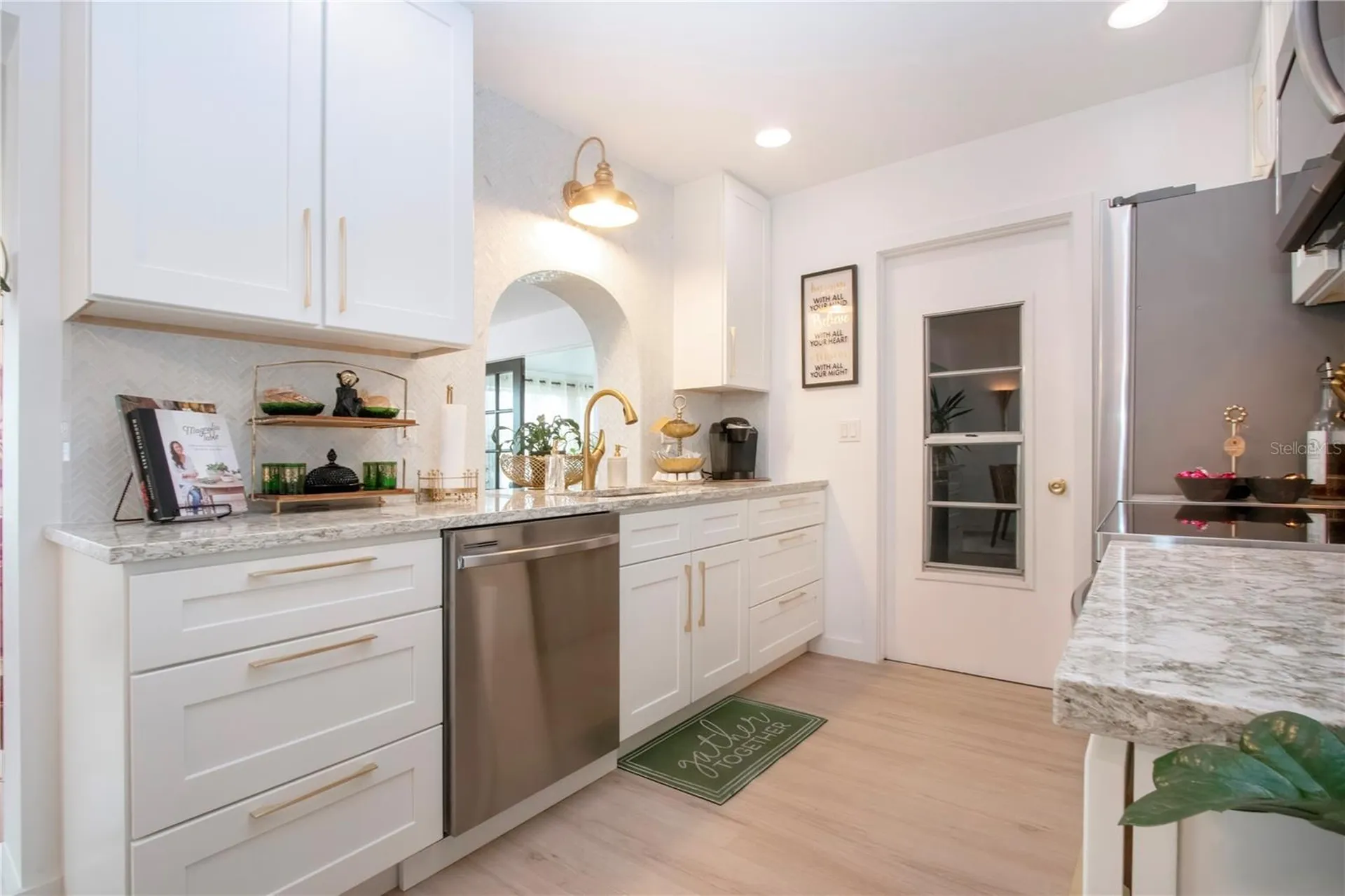 3906 Chinaberry Road Bradenton FL 34208