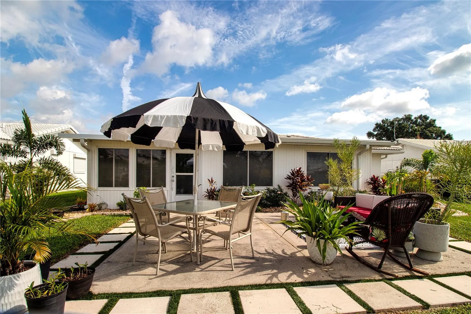 3906 Chinaberry Road Bradenton FL 34208