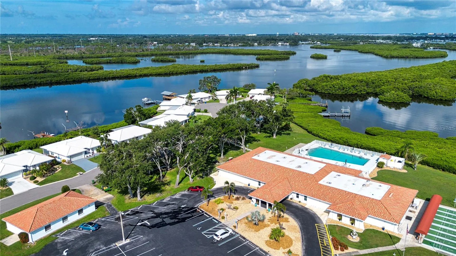 3906 Chinaberry Road Bradenton FL 34208