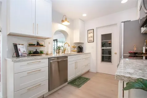 3906 Chinaberry Road Bradenton FL 34208