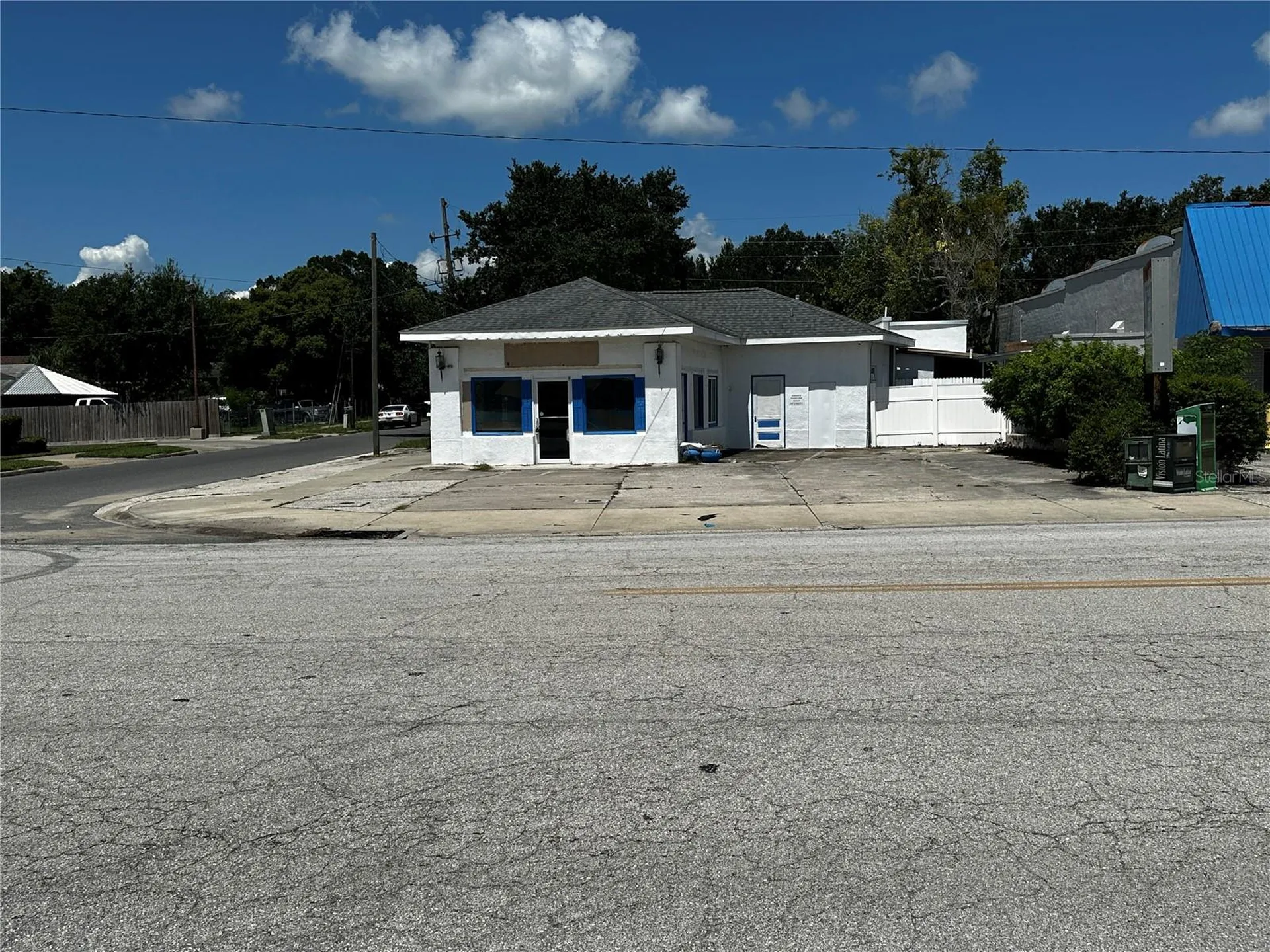 240 S 1st Street Lake Wales FL 33853