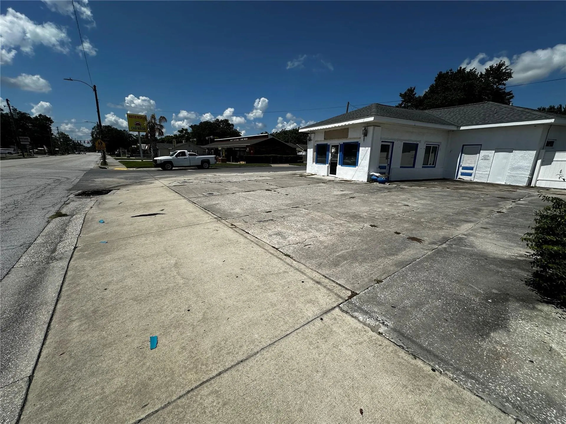 240 S 1st Street Lake Wales FL 33853