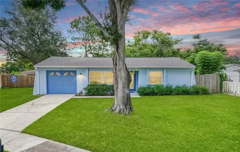 6403 Oakwood Court N Pinellas Park FL 33782