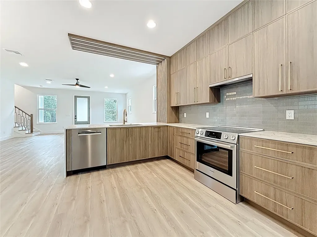 655 Wooddell Drive Safety Harbor FL 34695