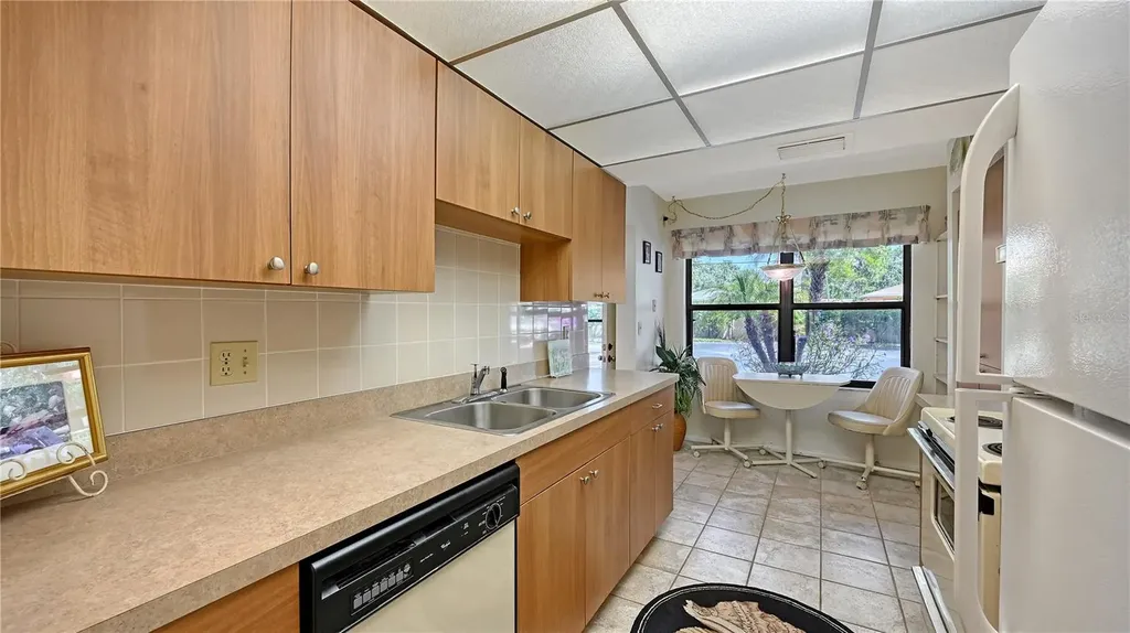 625 30th Avenue W Bradenton FL 34205